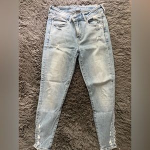 American eagle distressed jeans